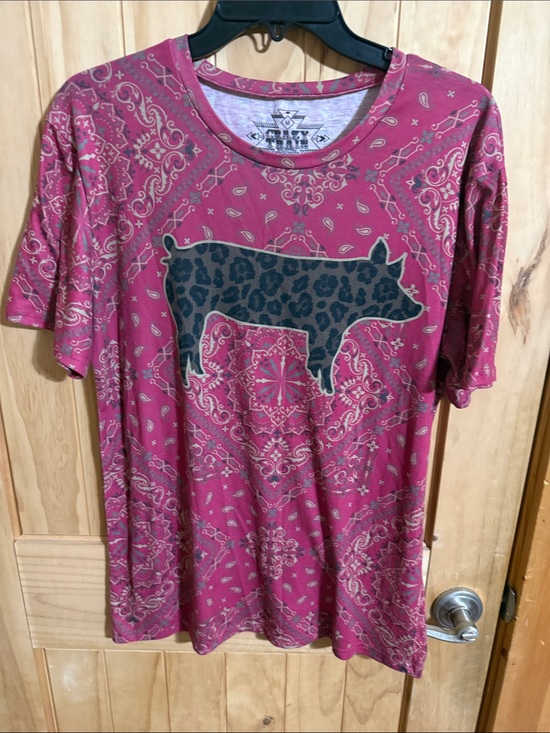 Crazy Train Tops - Crazy Train Pig Graphic Tee - Pink